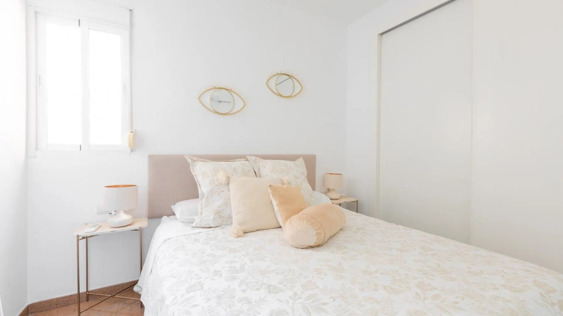 Puerta Del Centro Apartment Malaga