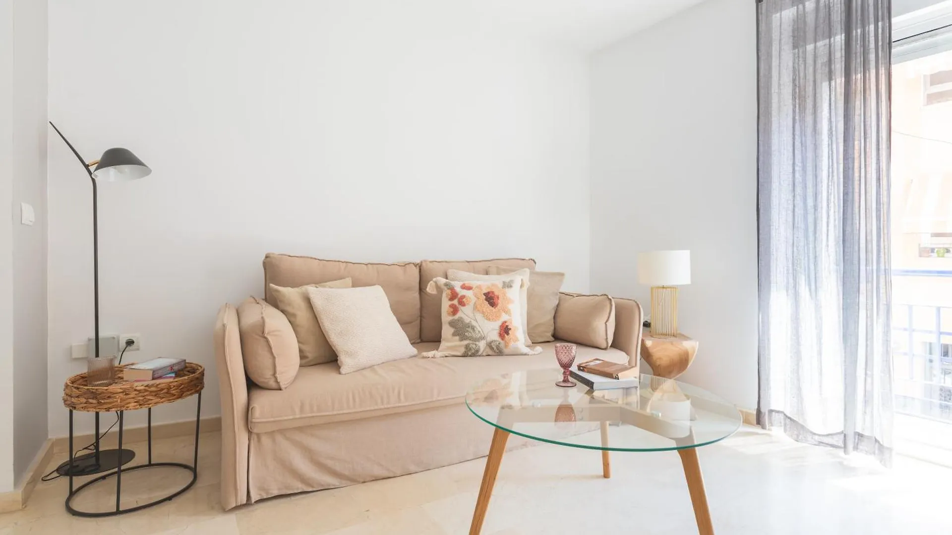 Puerta Del Centro Apartment Malaga