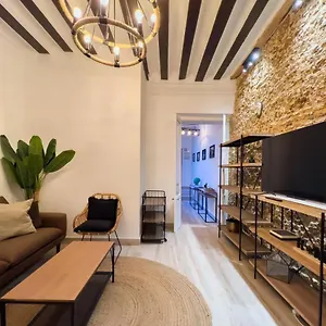 https://the-travellers-house-el-destino.hotelsincadiz.net