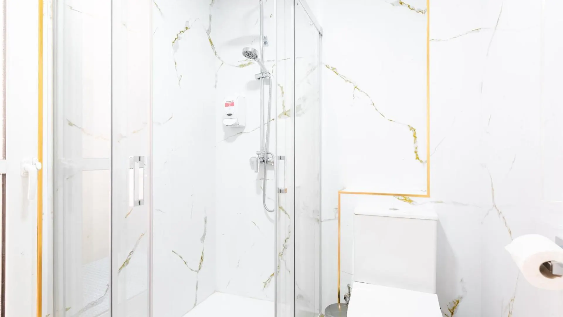 Puerta Del Centro Apartment Malaga
