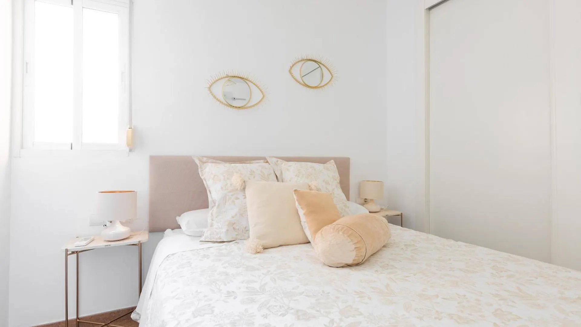 Puerta Del Centro Apartman Málaga Spanyolország
